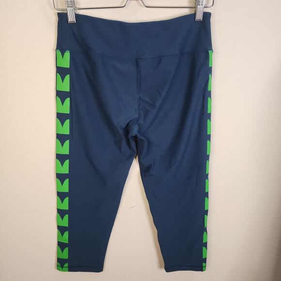 Game Changers Seattle Seahawks Women’s 2 Piece Jacket & Leggings Size Medium - Picture 9 of 13